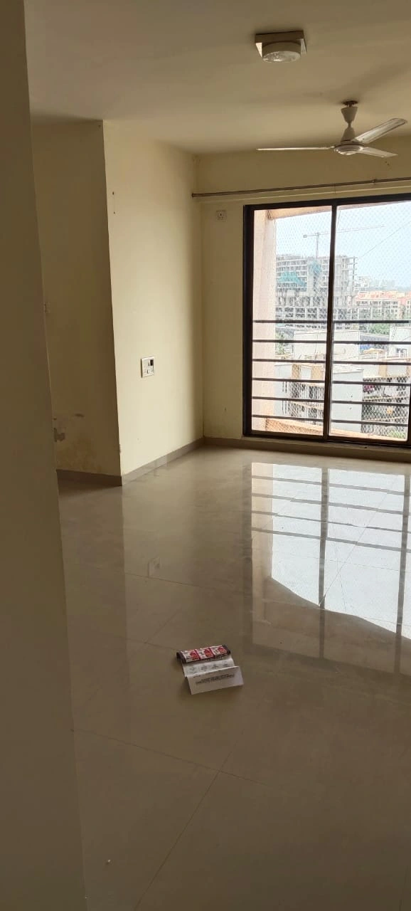 2 BHK Flat for Rent in sethia link view, Goregaon West